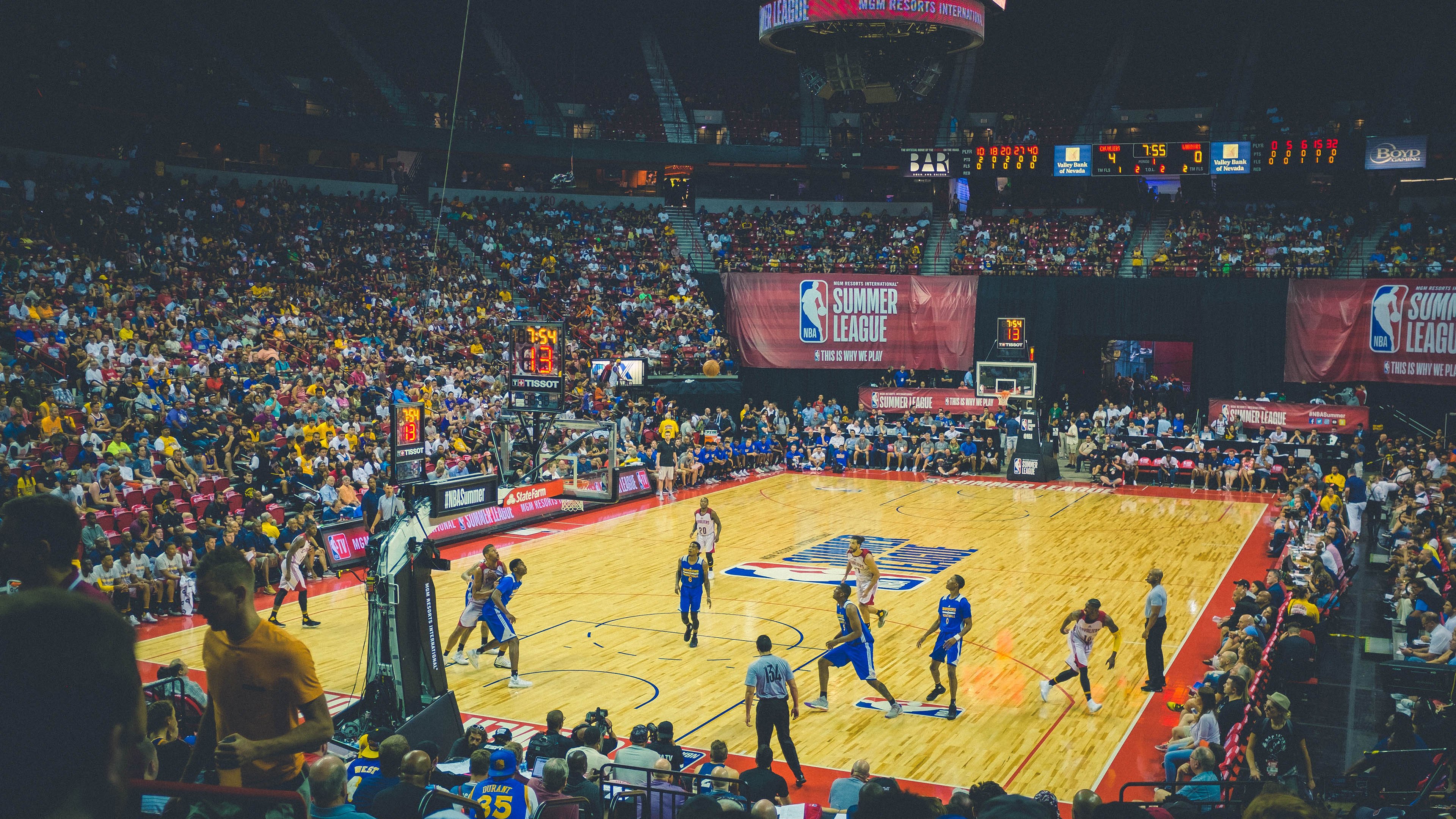 经典比赛：永恒的篮球神话时刻，篮球界的神话